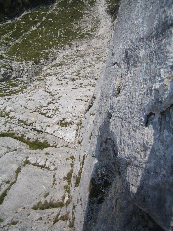 Pogled s taistega štanta navzdol; ja, izpostavljenost je zgledna Pogled s taistega štanta navzdol, ja, izpostavljenost je zgledna