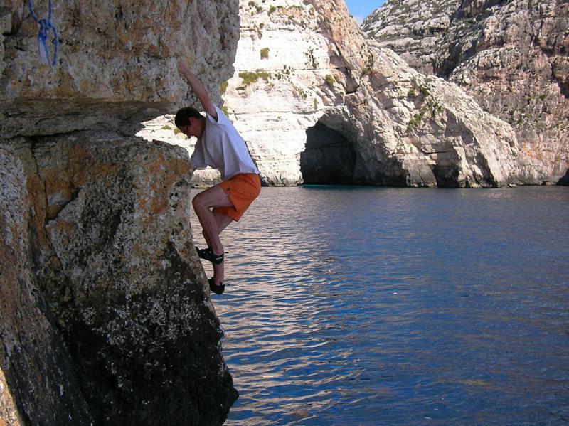 Blue_Grotto_Robi